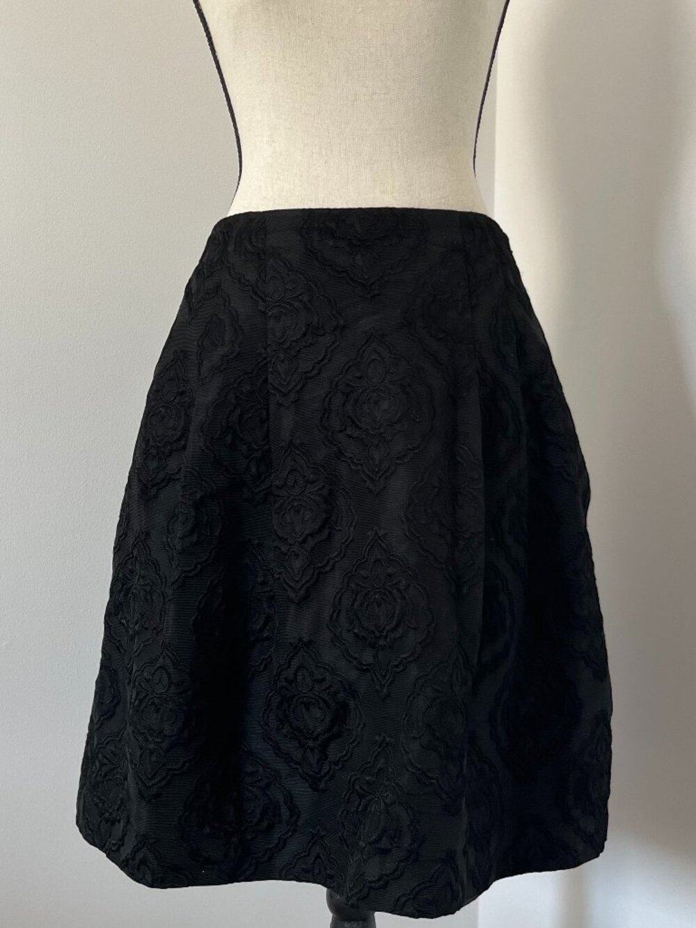 TALBOTS PETITES BLACK DAMASK JACQUARD PLEATED A-LINE SKIRT 6P 🖤